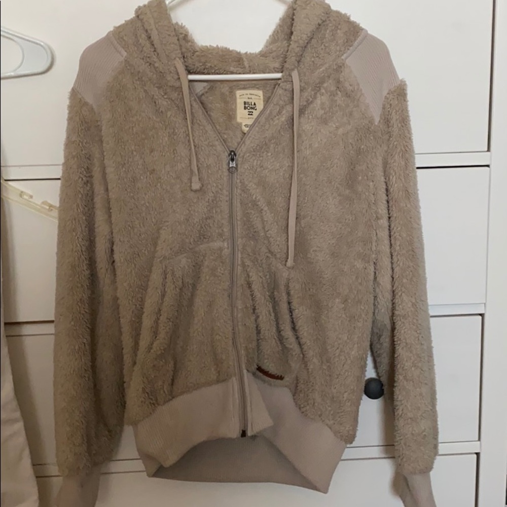 Cozy zip up cream jacket
